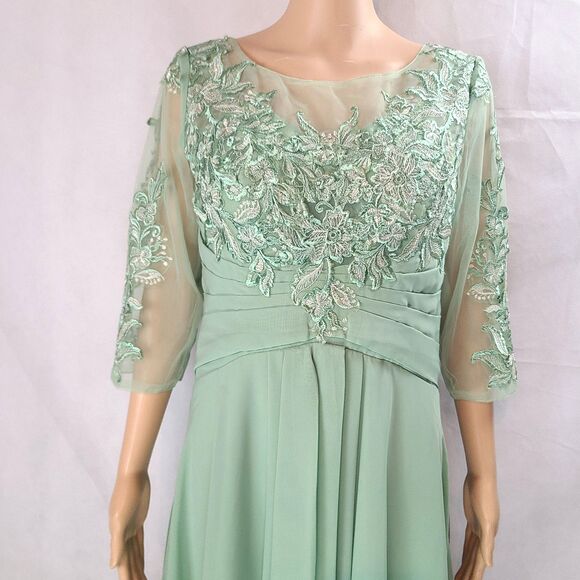 New Mother of the Bride/Groom (12) Dusty Sage Green Lace & Chiffon Ruched Dress - Picture 3 of 13